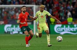 葡萄牙与荷兰争夺欧国联最终胜利