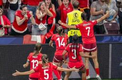 瑞典女足队强势压倒，晋级四强