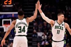 雄鹿胜公牛，字母哥29分