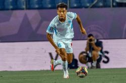 马赛逆转波尔多，赢得关键三分的简单介绍