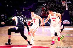 包含CBA顶尖球队对决再现，角逐胜负难分难料的词条