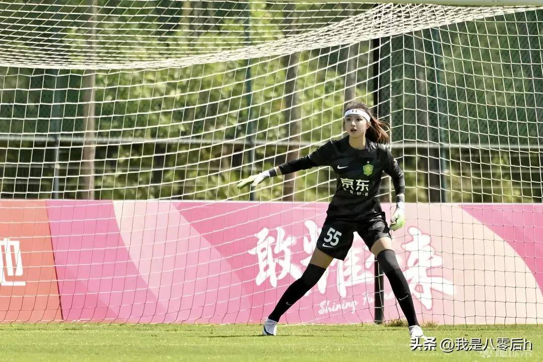 中国女足努力备战，志在霸占球场