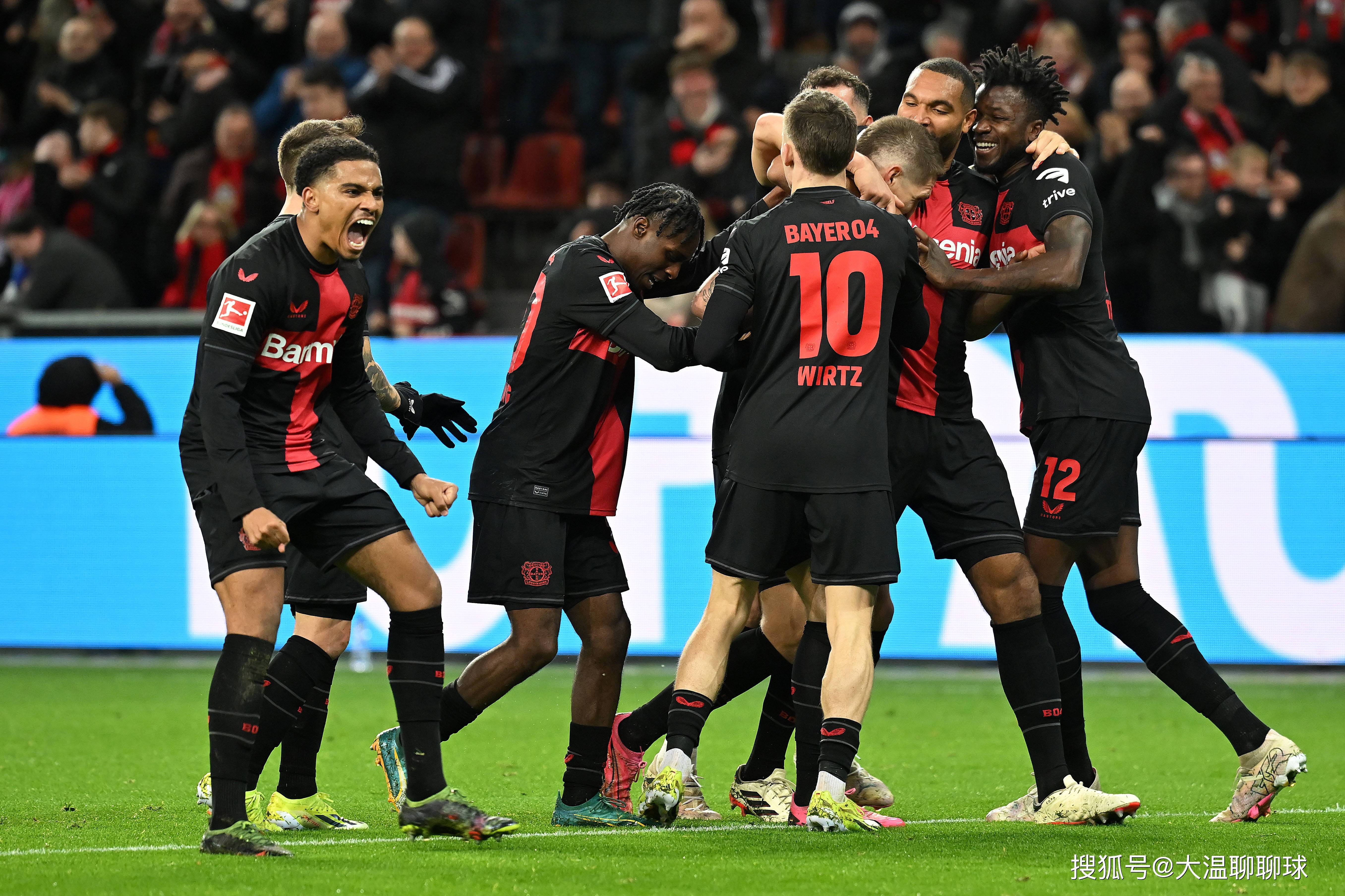 法兰克福球员因进球而引领球队取得胜利的简单介绍