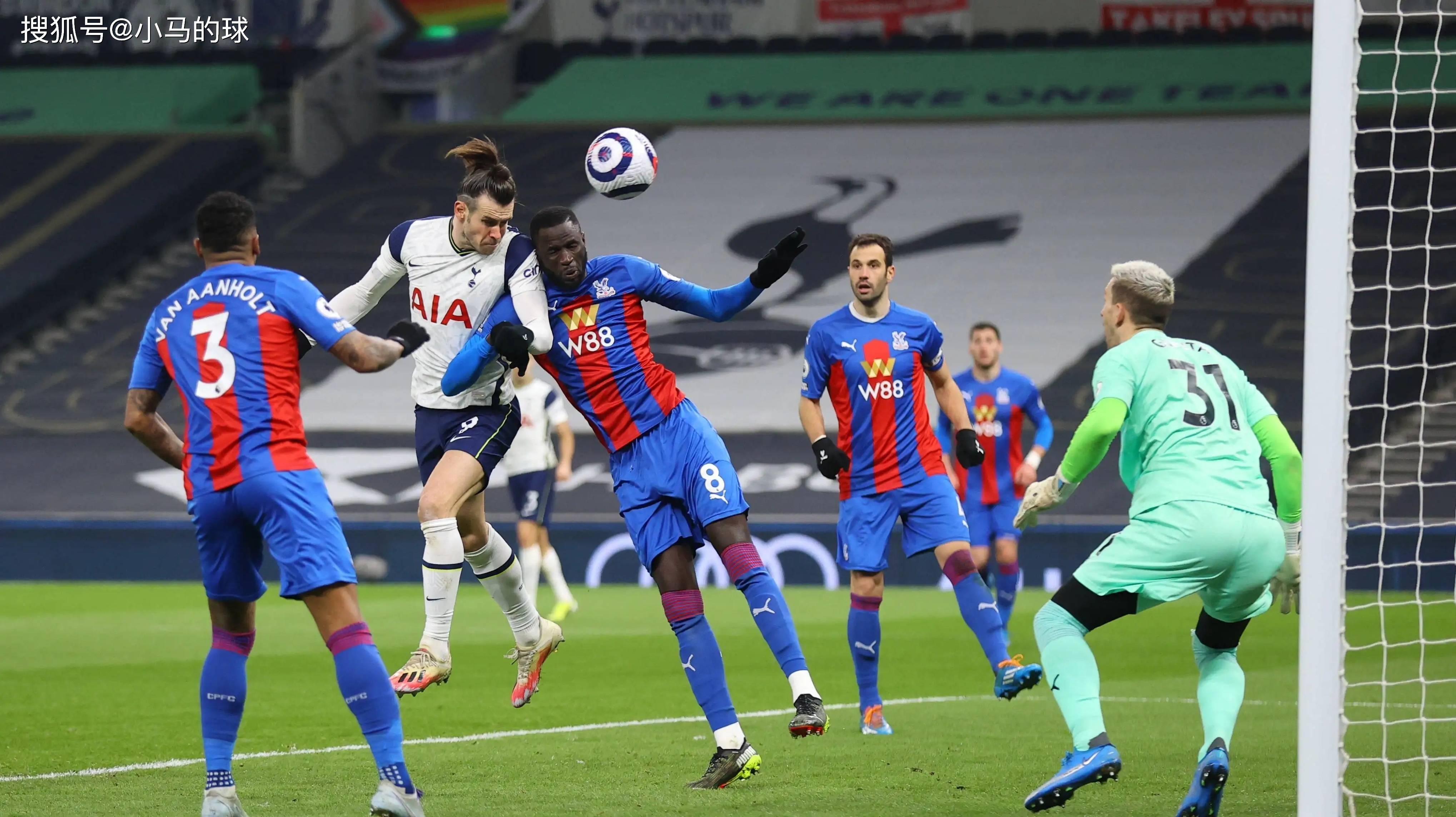 欧预赛直播现场，比赛纷呈精彩