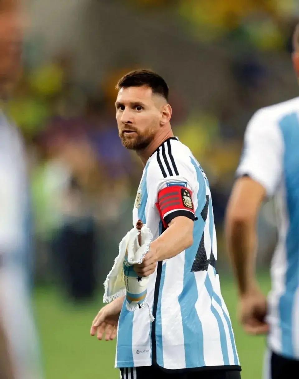 南美球员成为当红球星，备受瞩目