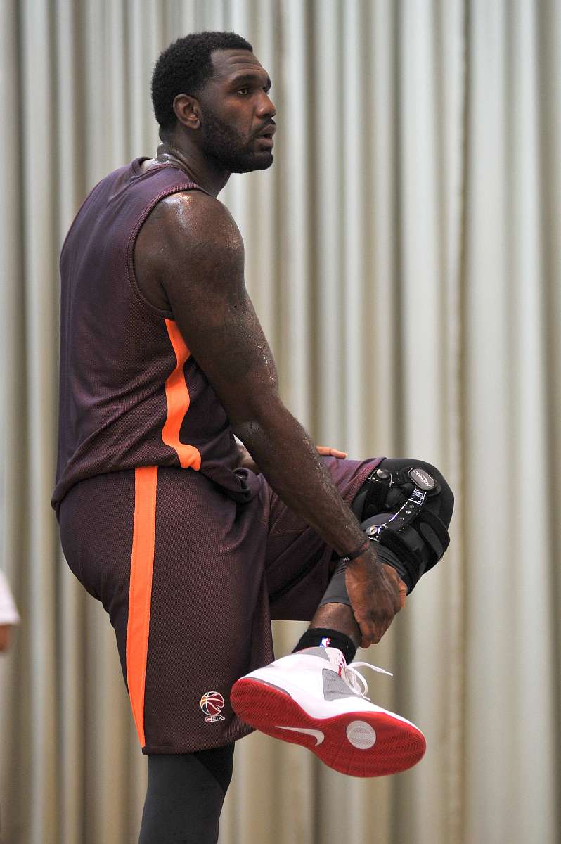 篮网球员哈登因伤缺演下场比赛