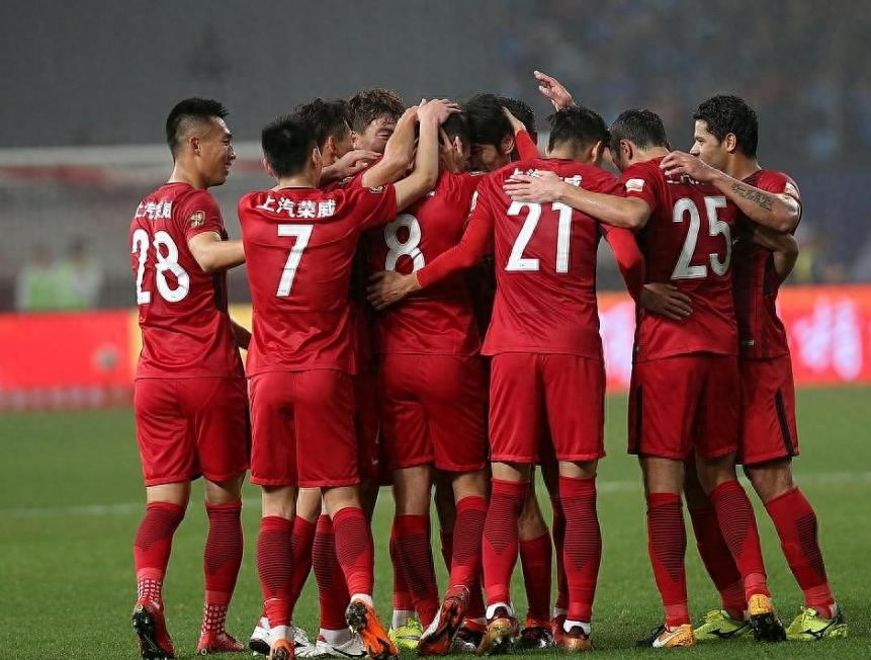 关于顶级比赛不停歇!中超球队备战角逐赛季荣耀的信息 关于顶级比赛不停歇!中超球队备战角逐赛季荣耀的信息