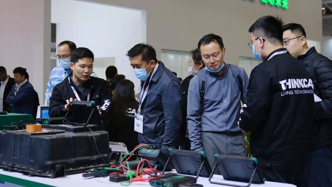 包含法兰克福俱乐部宣布与星球员签订长约的词条 包含法兰克福俱乐部宣布与星球员签订长约的词条