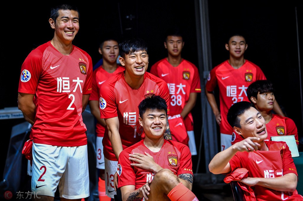 阿迪达斯广州恒大挑战阿尔萨德，一场实力碰撞